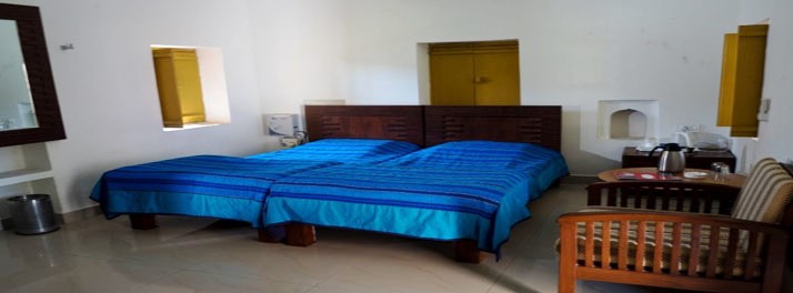 2514/Tourist Village - Khajuraho 06.jpg